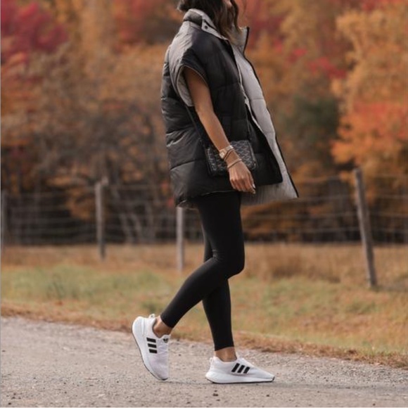 Adidas Swift Run Sneakers - Picture 1 of 12